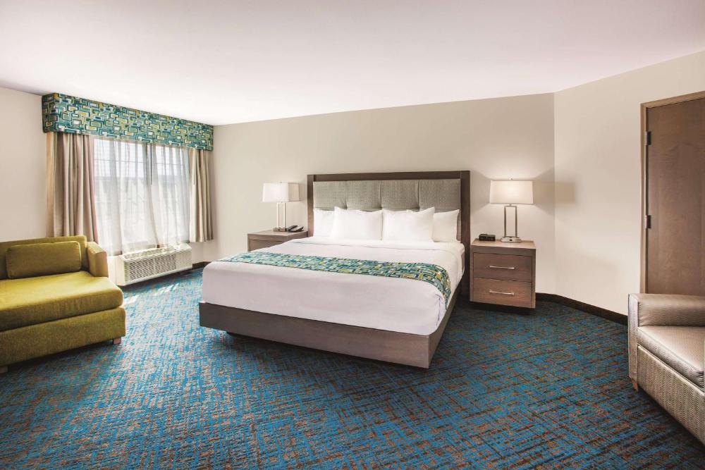 La Quinta by Wyndham St. Paul-Woodbury